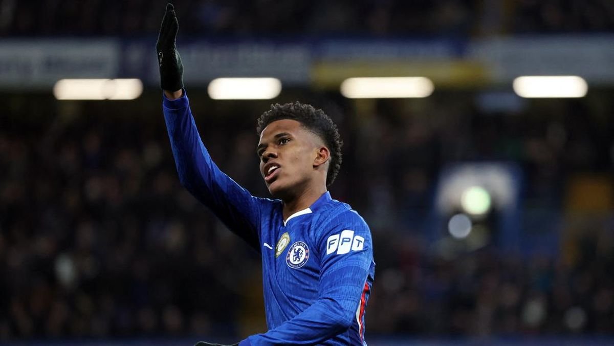 Chelsea Terpuruk, Estevao Malah Pulang ke Palmeiras Akibat Cedera