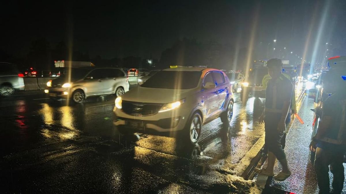 Insiden Pecah Ban Massal di Tol Jagorawi: Alarm Keras Buruknya Pemeliharaan Jalan