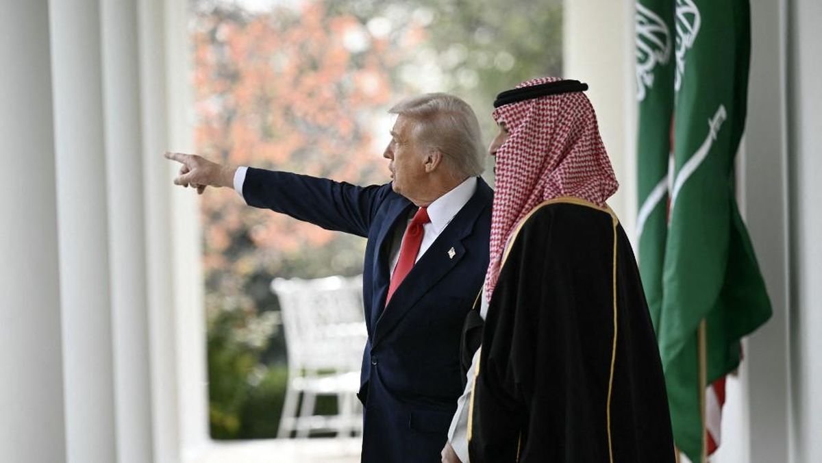 Trump Desak Negara Arab Normalisasi dengan Israel, Diplomasi Transaksional Dikritik