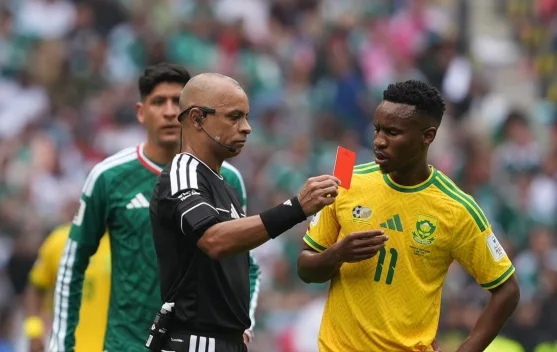 Skandal Disiplin Pembukaan Piala Dunia 2026: 3 Kartu Merah di Laga Meksiko vs Afsel