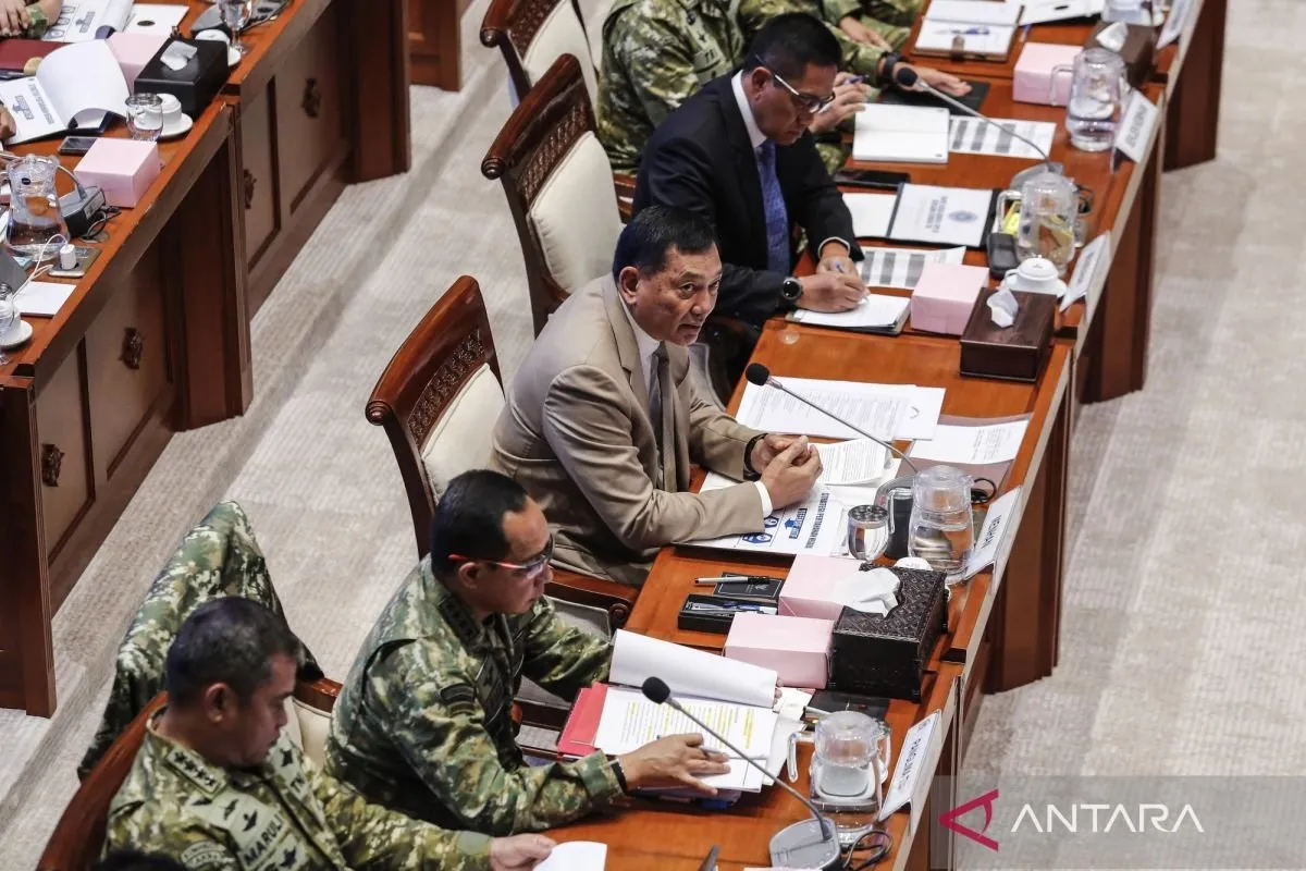 Menhan Sjafrie Bentuk 750 Batalyon TNI, Kritik Militerisasi Sipil Mencuat