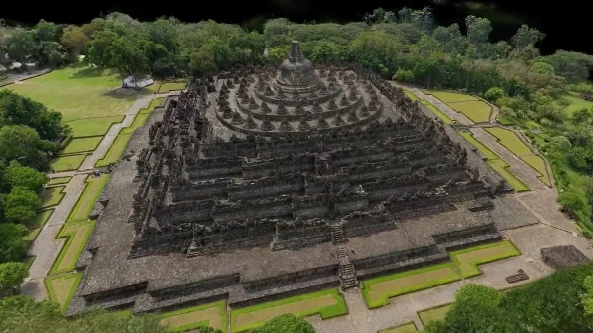 Digitalisasi 3D Candi Borobudur: Preservasi Budaya atau Komersialisasi Data?