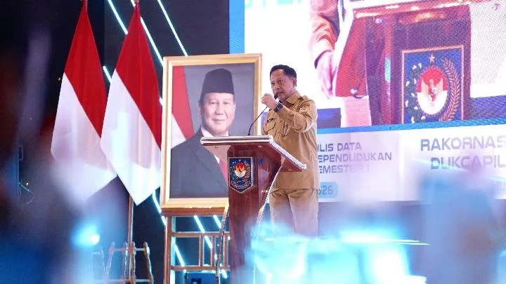Mendagri Jadikan Data Dukcapil Fondasi Digital: Inovasi atau Risiko Keamanan?