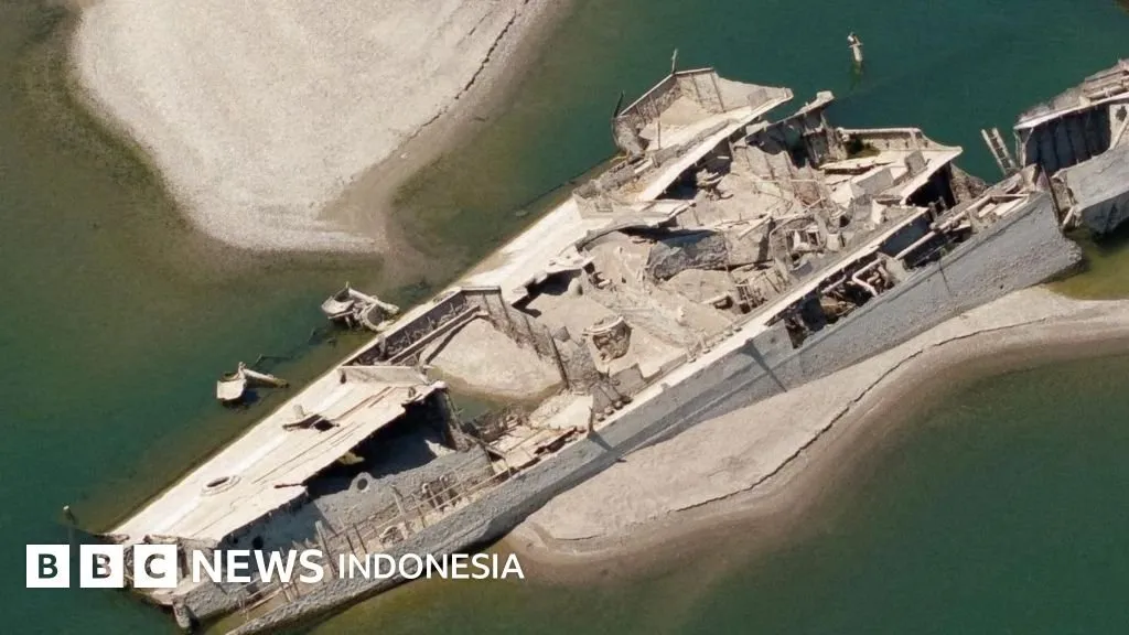 Kekeringan Ekstrem Eropa: Kapal Perang Nazi dan Tulang Mamut Terungkap